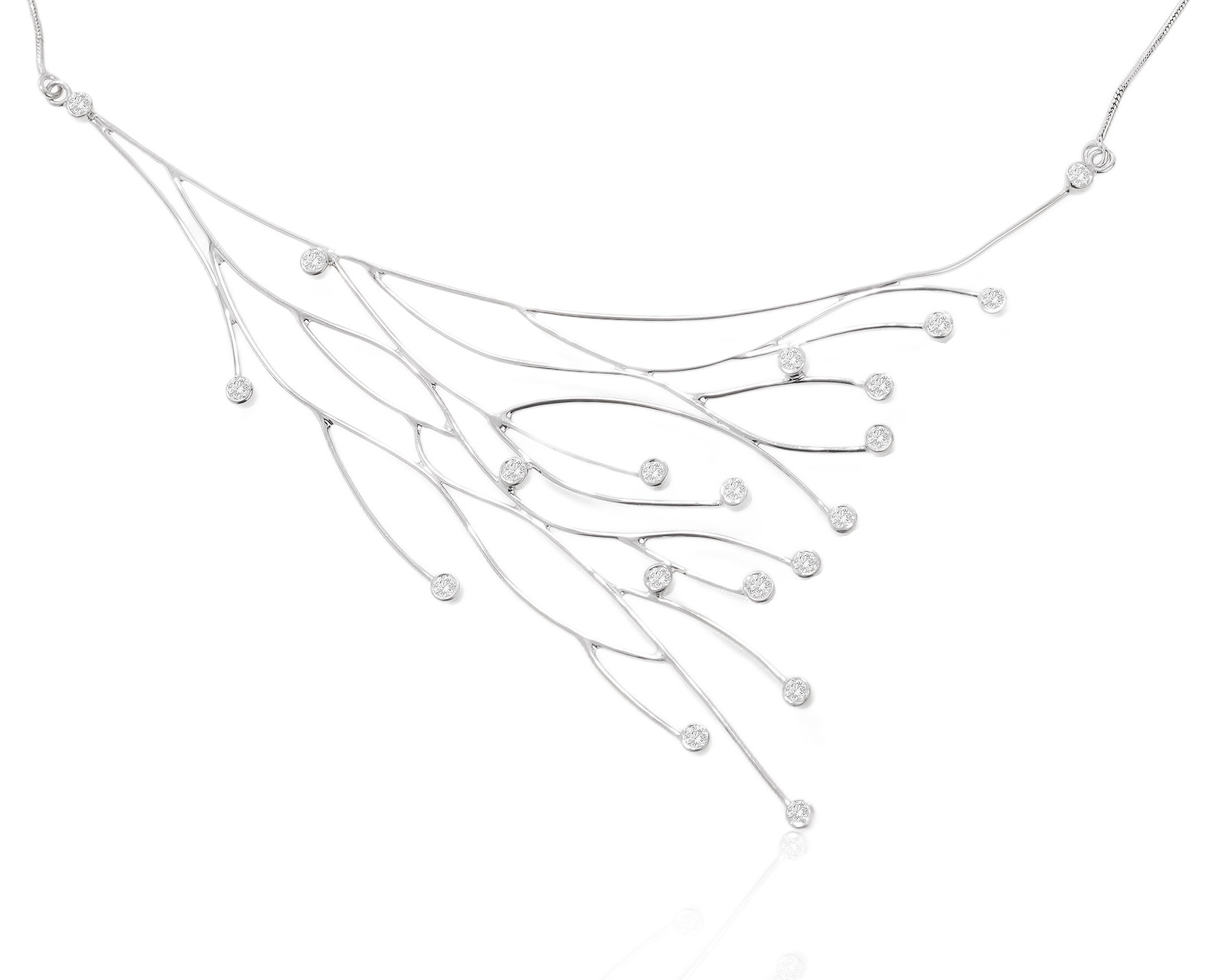 Золотое колье с бриллиантами 0.60ct