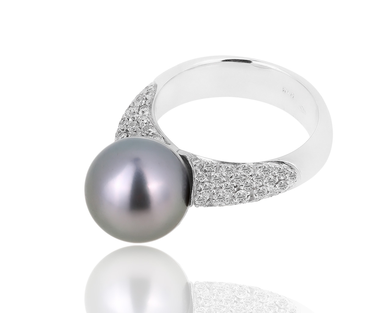 Золотое кольцо с жемчугом и бриллиантами 0.70ct H.Stern