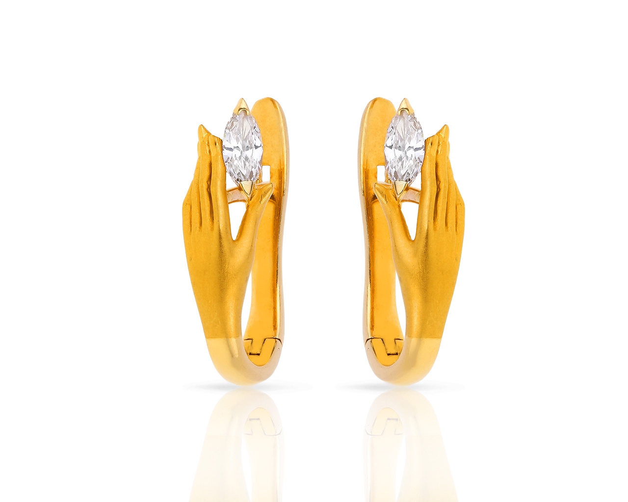 Золотые серьги с бриллиантами 0.24ct Carrera y Carrera Hand Артикул: 300318/4