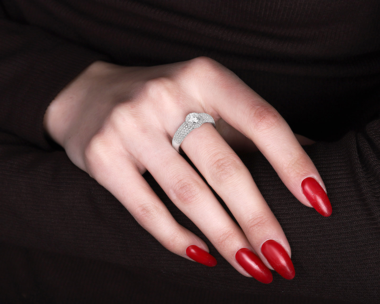 Золотое кольцо с бриллиантами 0.87ct