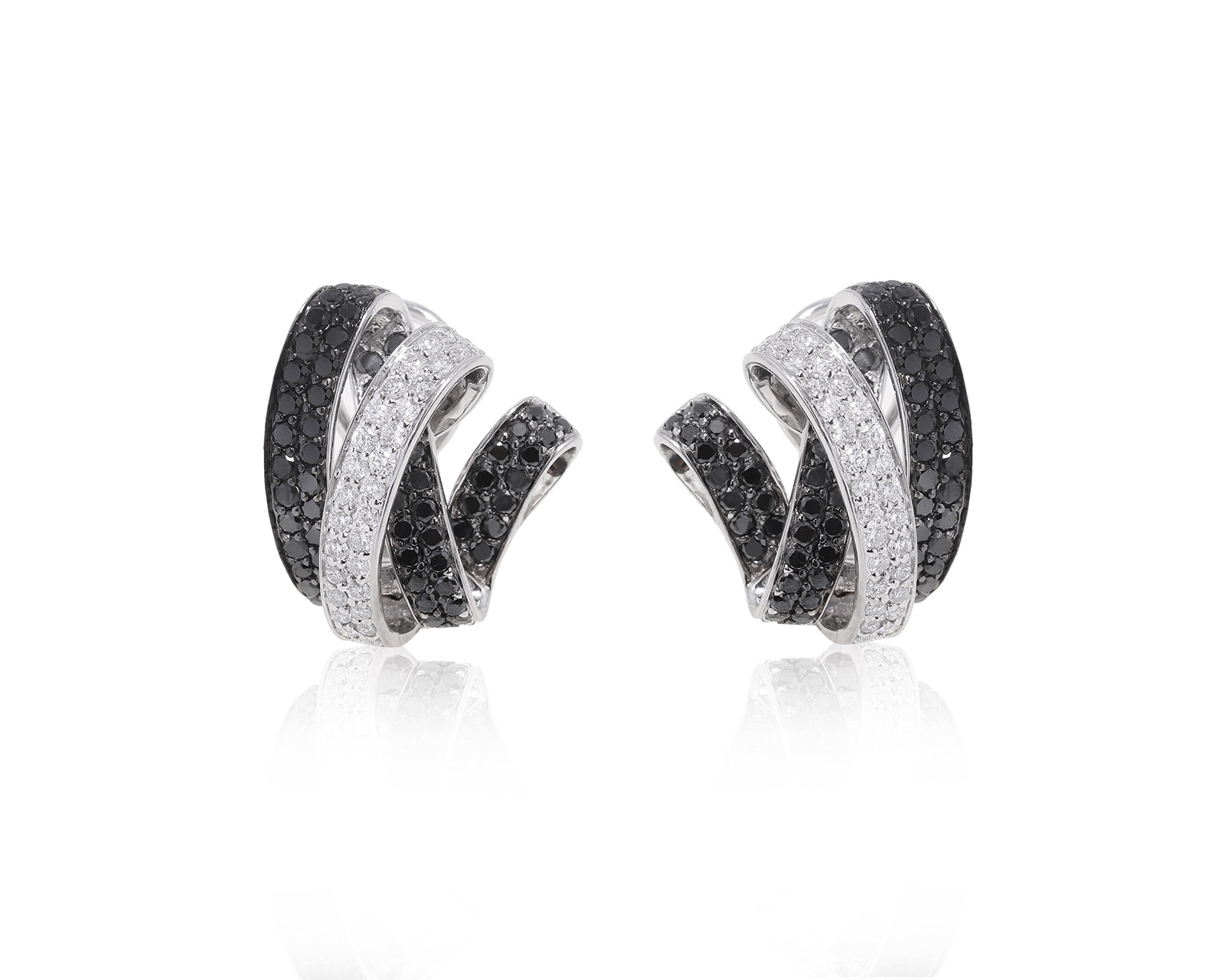Красивые золотые серьги с бриллиантами 3.36ct