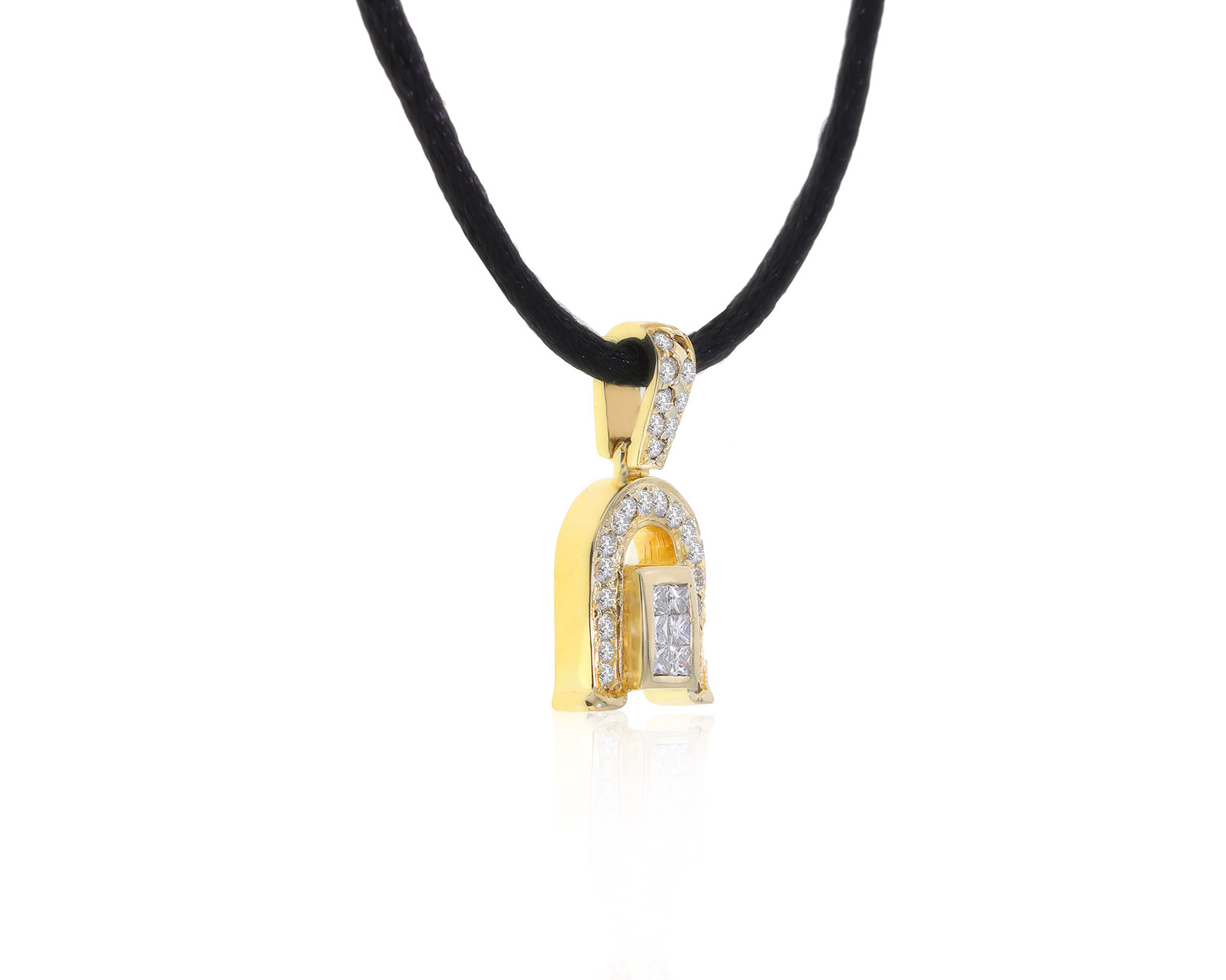 Стильный золотой кулон с бриллиантами 0.67ct