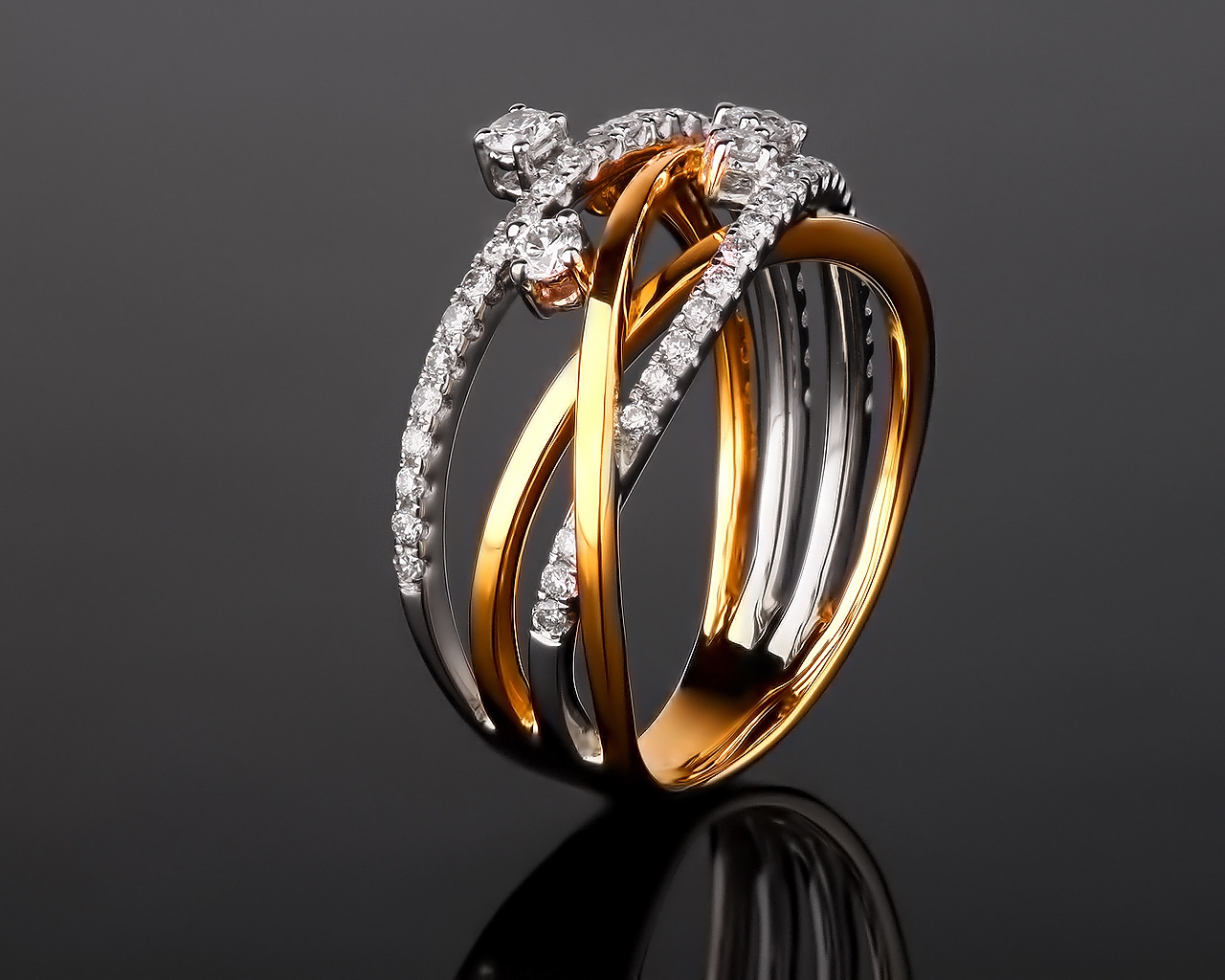 Изысканное золотое кольцо с бриллиантами 0.40ct