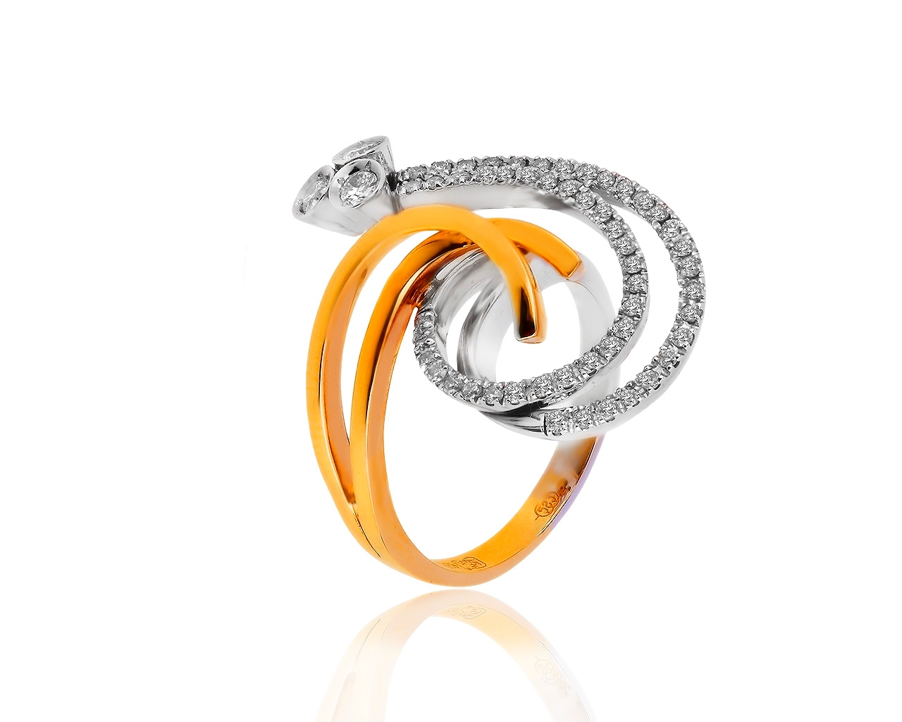 Женственное золотое кольцо с бриллиантами 0.54ct