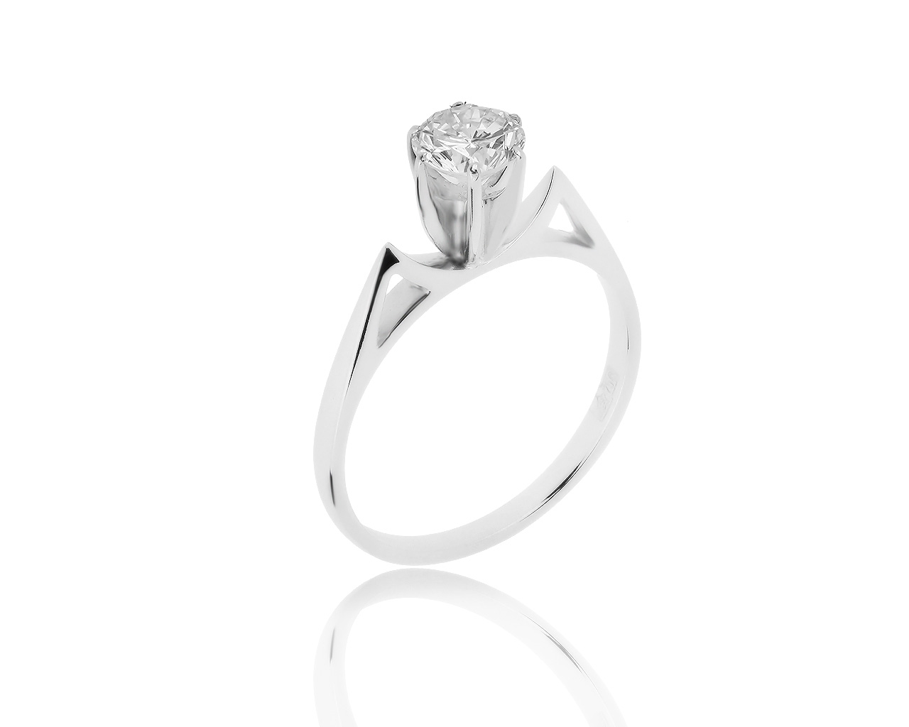 Стильное золотое кольцо с бриллиантом 0.76ct