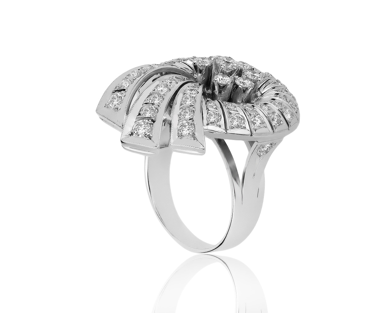 Солидное золотое кольцо с бриллиантами 1.65ct