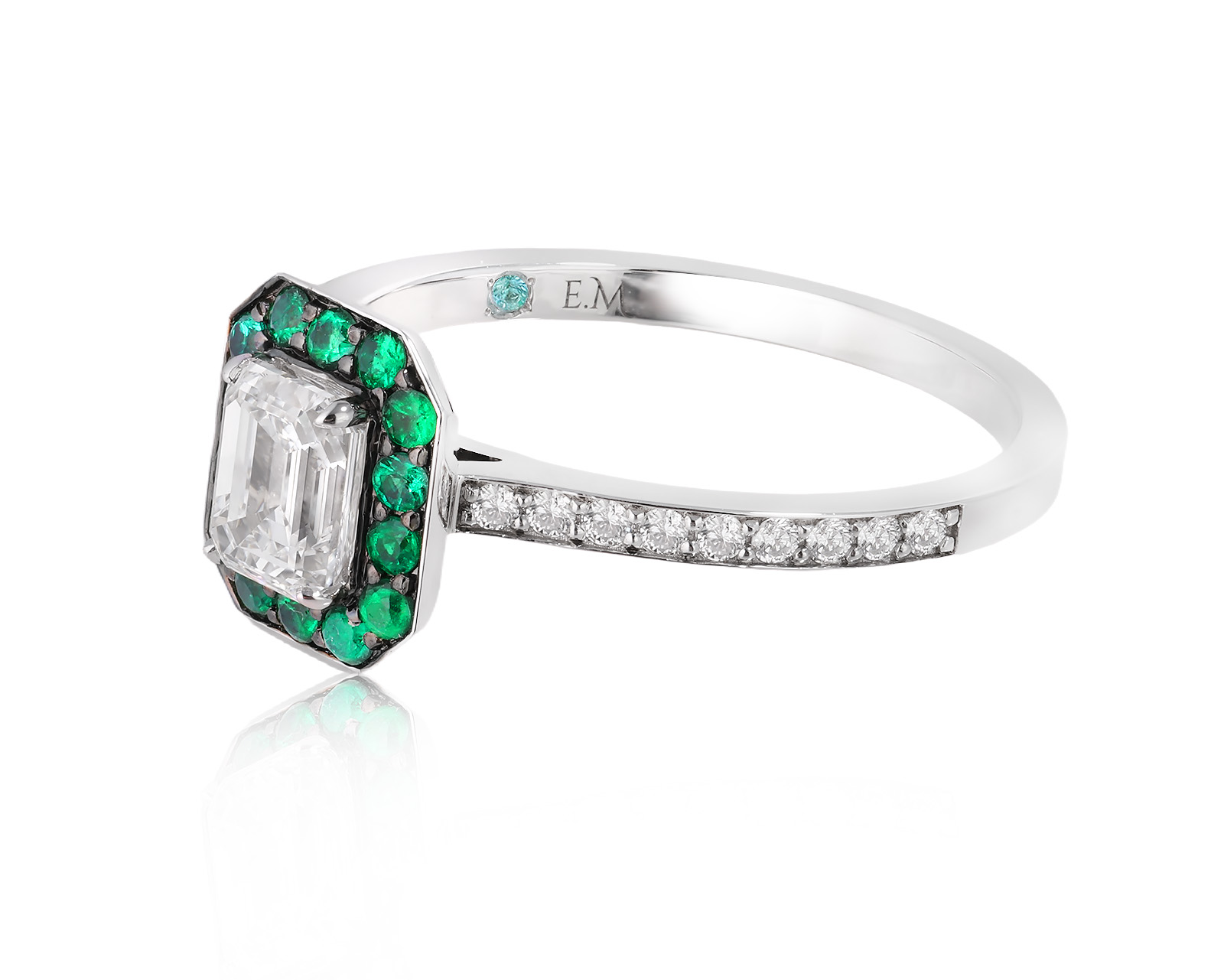 Золотое кольцо с бриллиантами 0.83ct и изумрудами 0.22ct Evgeny Matveev