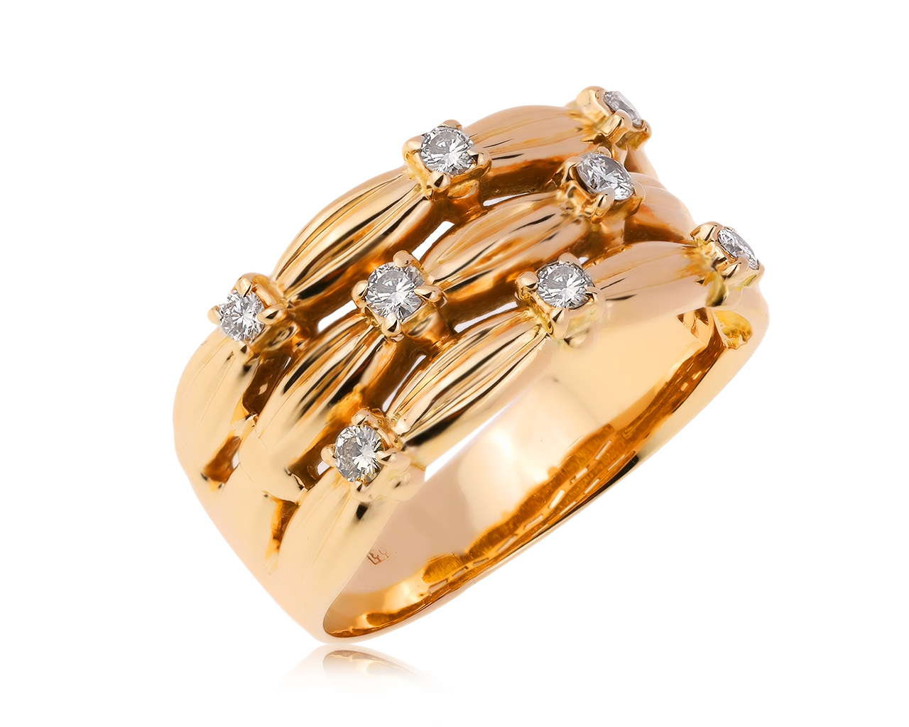 Завораживающее золотое кольцо с бриллиантами 0.23ct