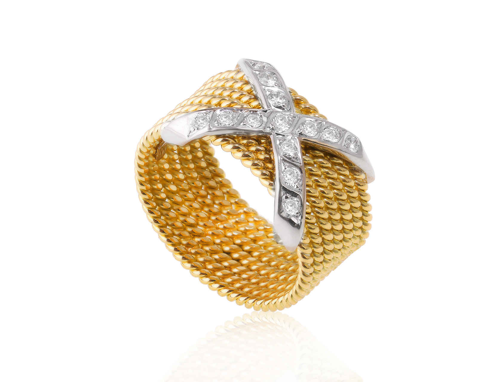 Оригинальное золотое кольцо с бриллиантами 0.23ct Charles Greig