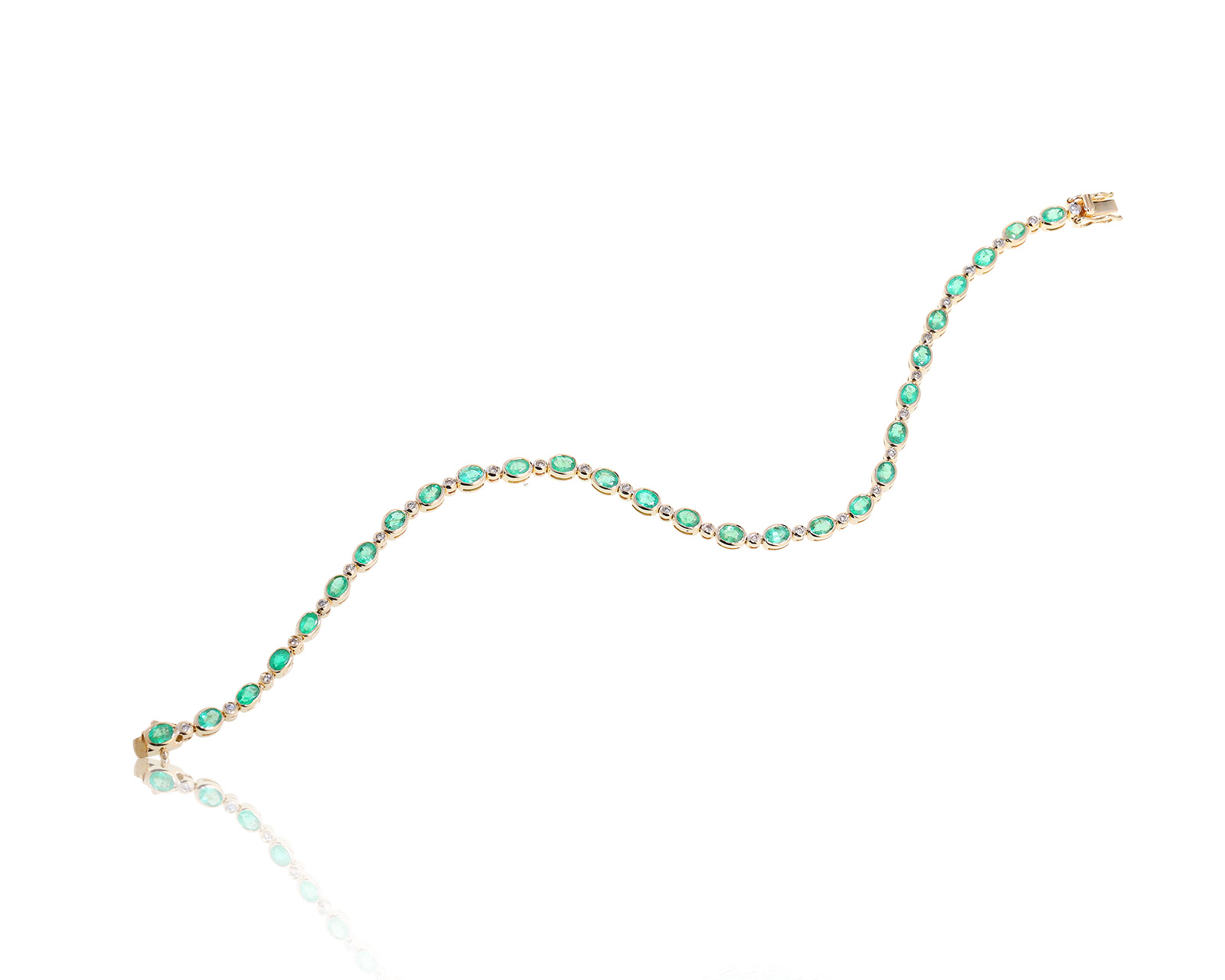Прекрасный золотой браслет с изумрудами 4.20ct 210323/1