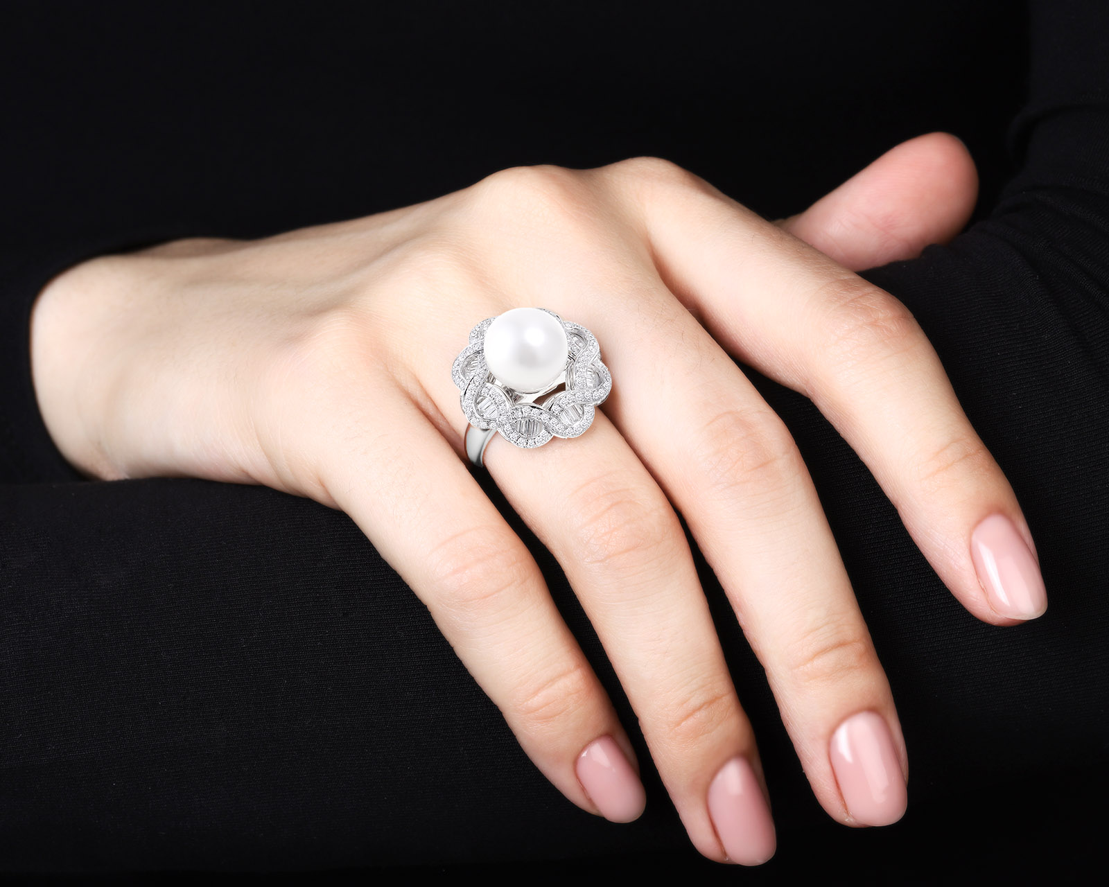 Романтичное золотое кольцо с жемчугом 11.50 мм