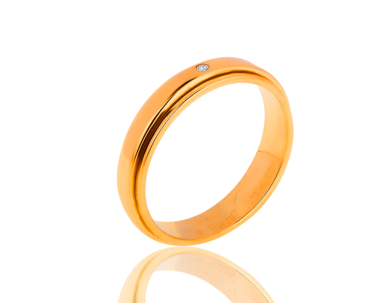 Оригинальное золотое кольцо с бриллиантом 0.015ct Piaget