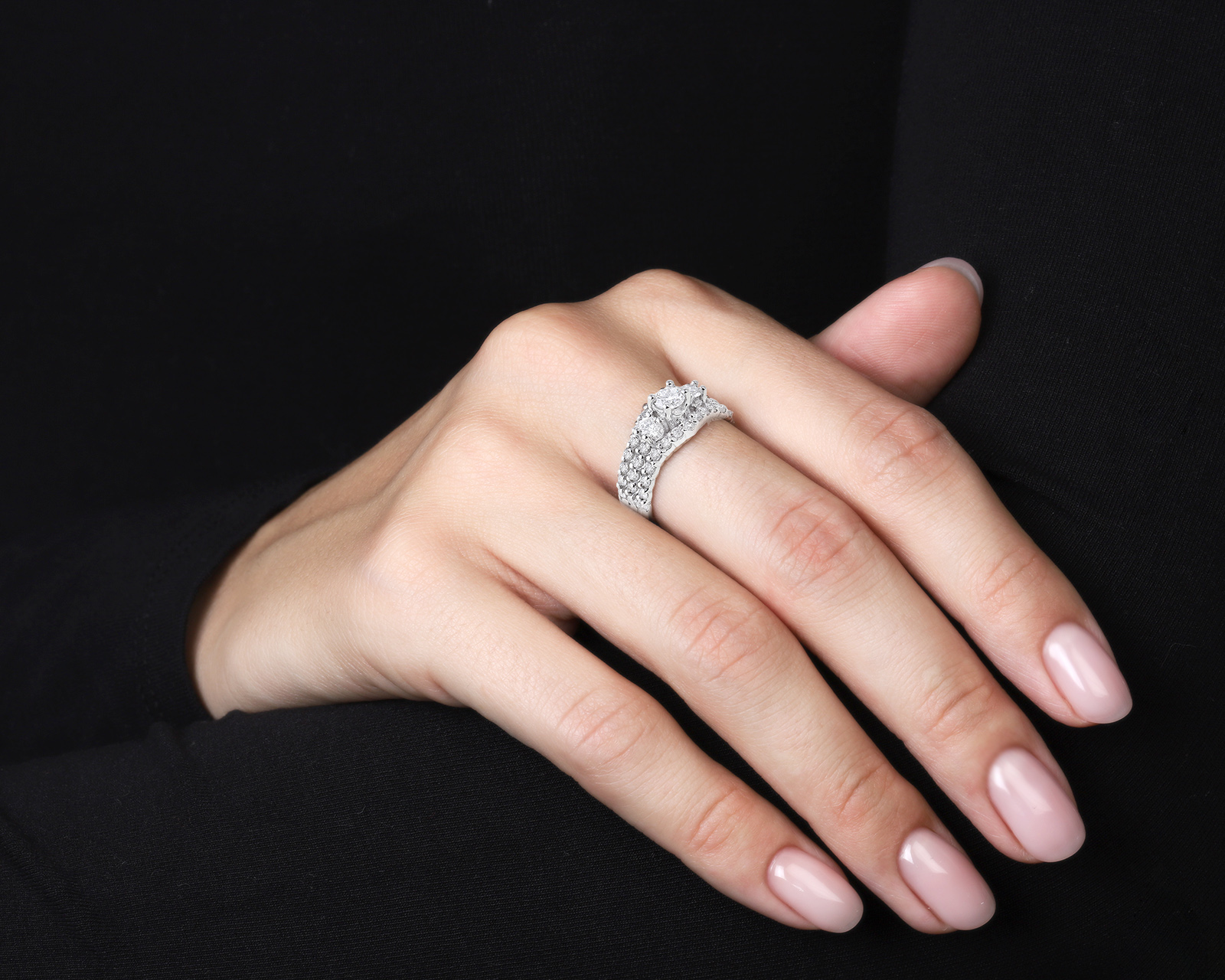 Престижное золотое кольцо с бриллиантами 1.26ct