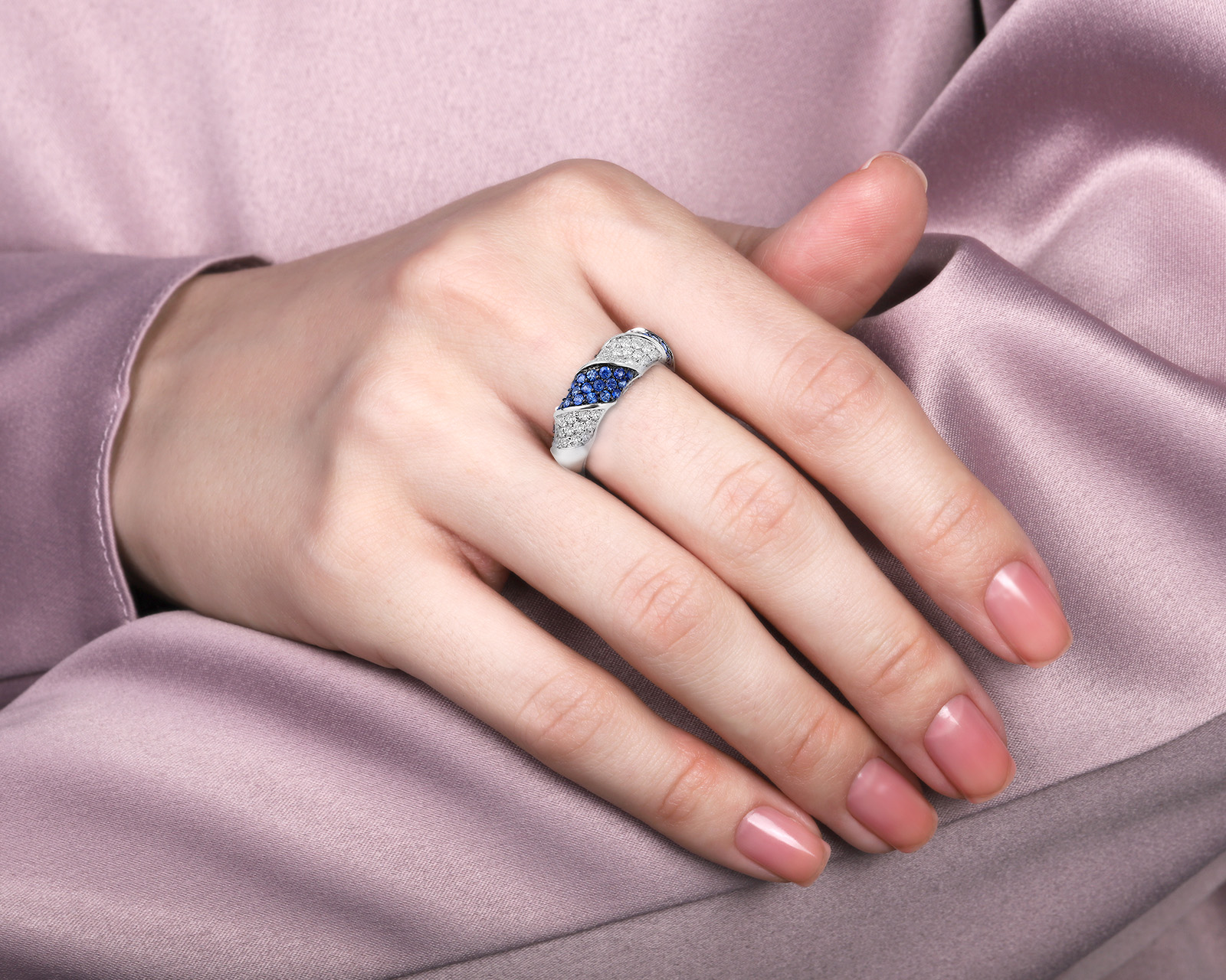 Золотое кольцо с сапфирами 0.61ct и бриллиантами 0.51ct