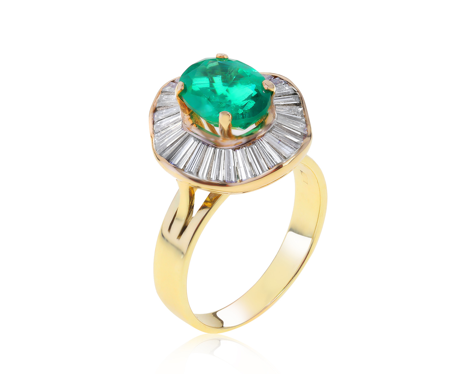 Нарядное золотое кольцо с изумрудом 1.83ct 051221/6 Нарядное золотое кольцо с изумрудом 1.83ct 051221/6