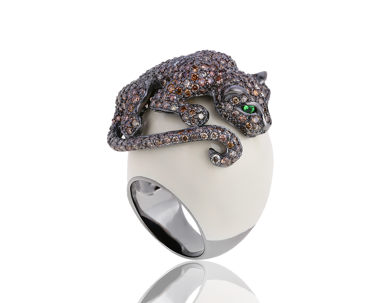 Завораживающее золотое кольцо с бриллиантами 4.30ct 220719/1 Завораживающее золотое кольцо с бриллиантами 4.30ct 220719/1