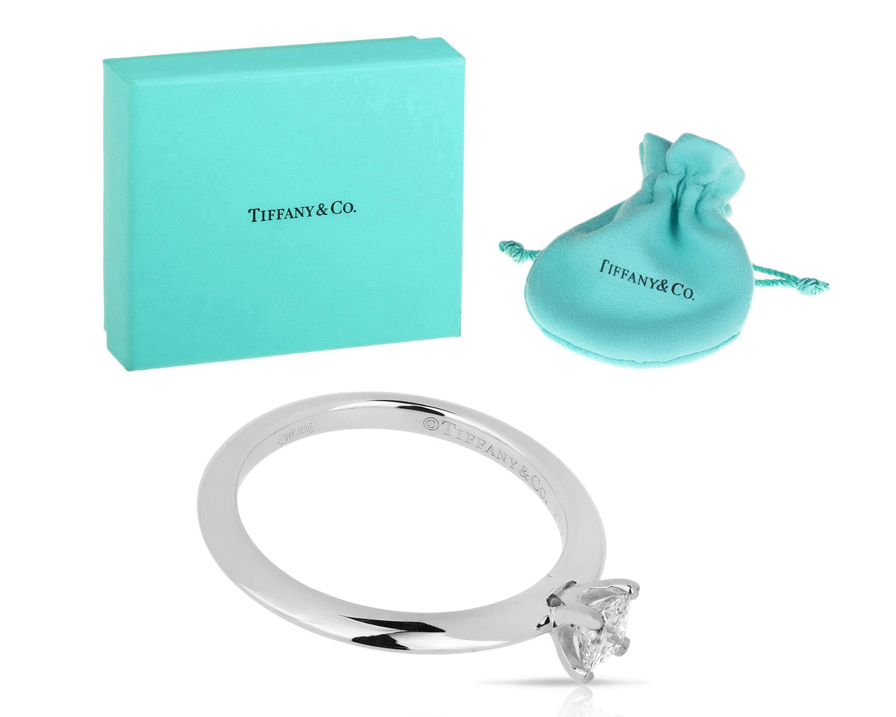 Платиновое кольцо с бриллиантом 0.22ct Tiffany&Co