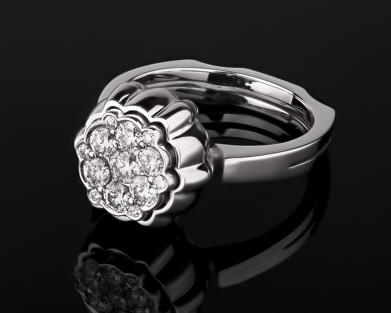 Престижное золотое кольцо с бриллиантами 0.61ct