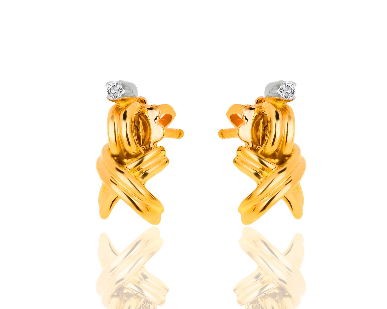 Стильные золотые серьги с бриллиантами 0.04ct 191218/3