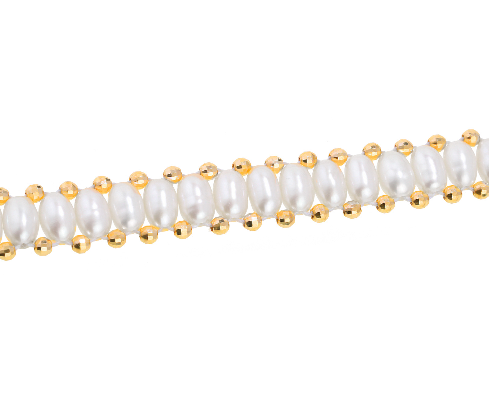 Праздничный золотой браслет с жемчугом 5.70*7.40 мм