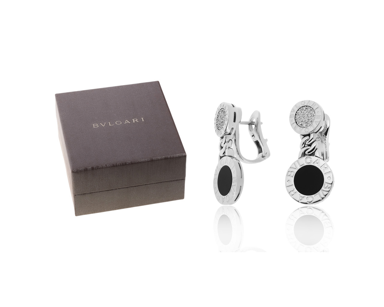 Оригинальные золотые серьги с ониксом Bvlgari