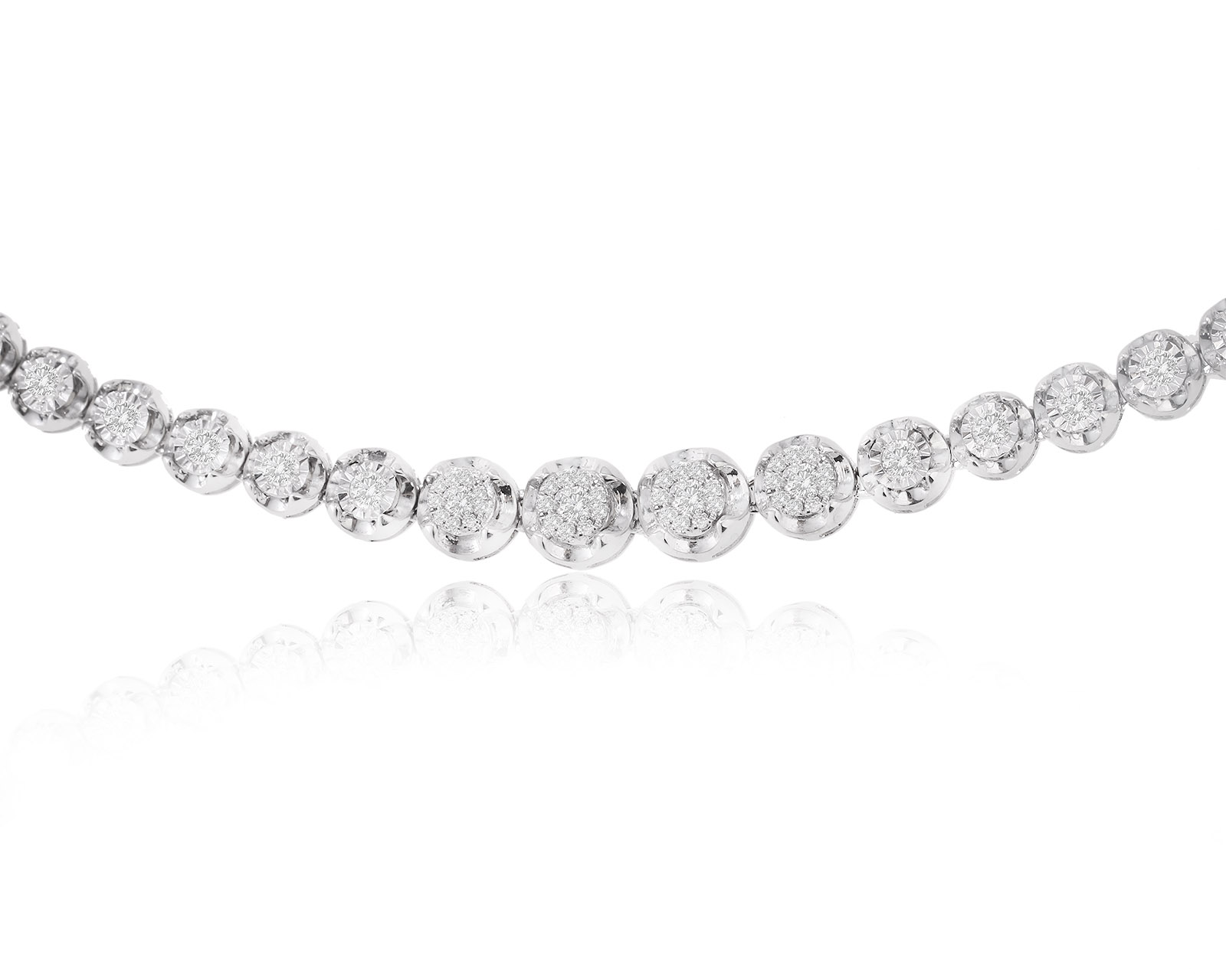 Золотое колье с бриллиантами 1.10ct