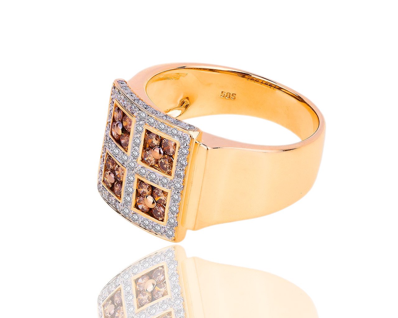 Необычное золотое кольцо с бриллиантами 0.57ct