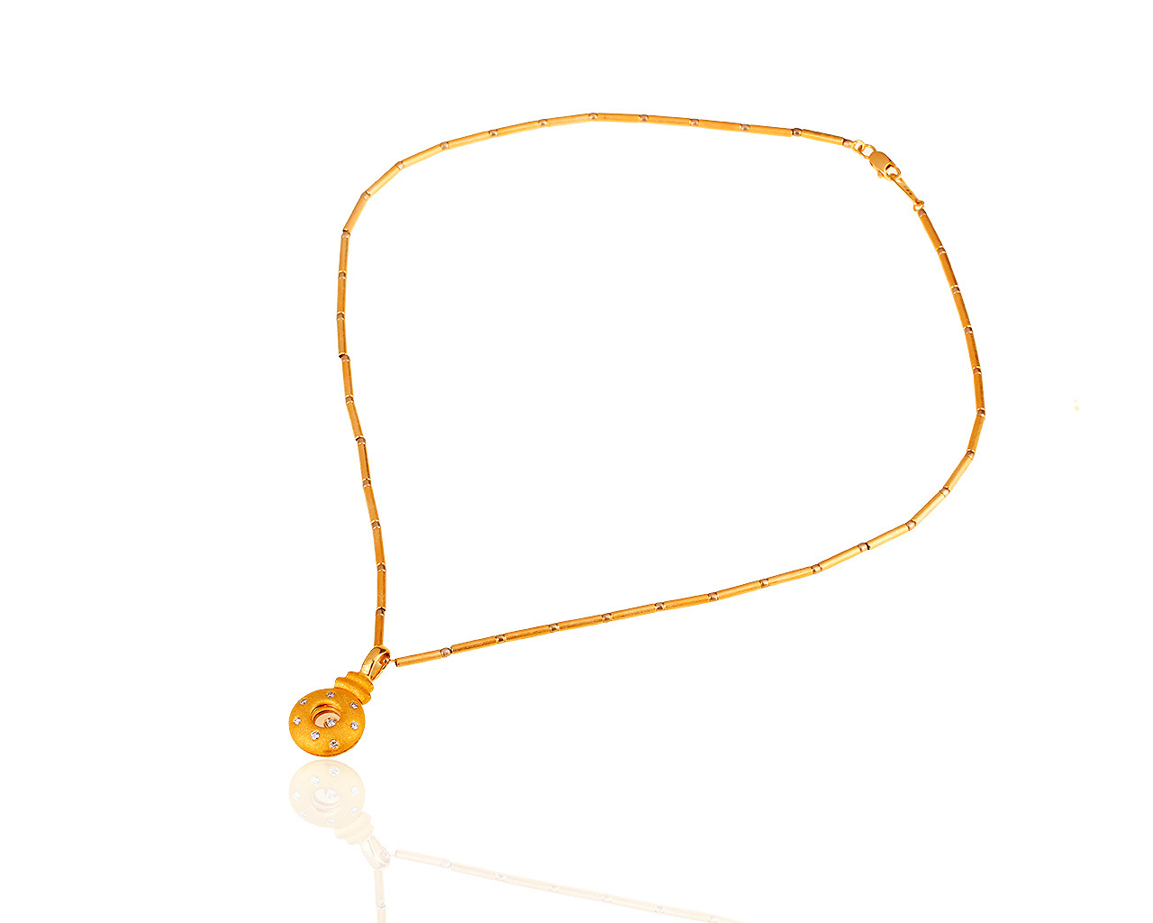 Изысканный золотой кулон с бриллиантами 0.14ct