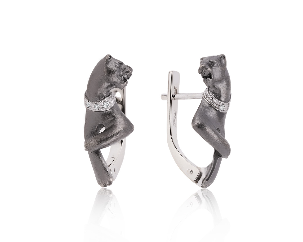 Великолепные золотые серьги с бриллиантами 0.03ct