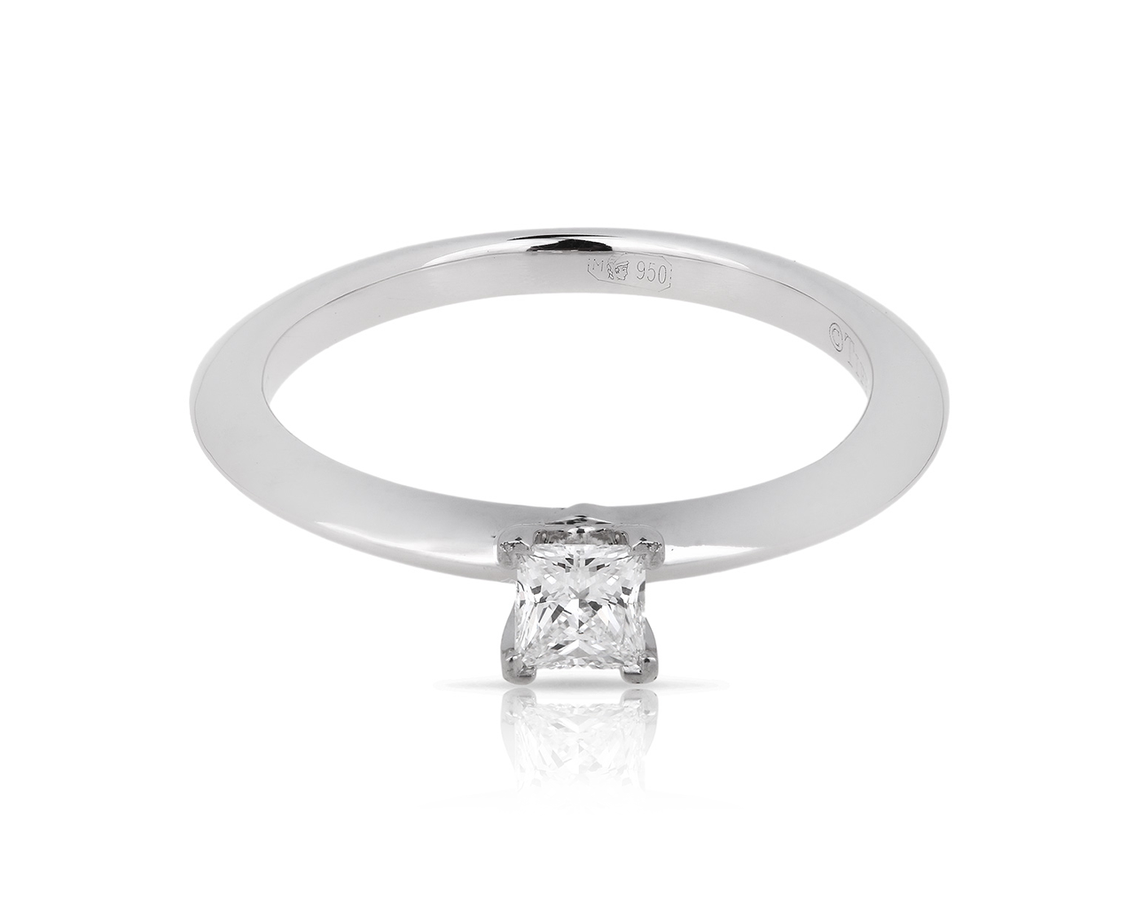 Платиновое кольцо с бриллиантом 0.22ct Tiffany&Co 070618/1
