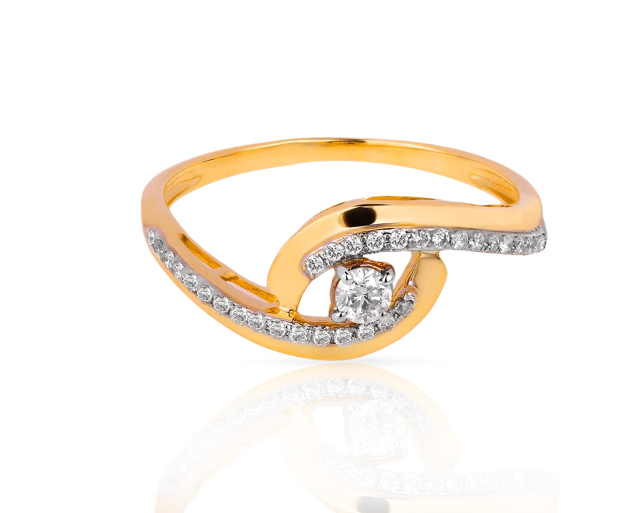 Интересное золотое кольцо с бриллиантами 0.19ct 270418/1