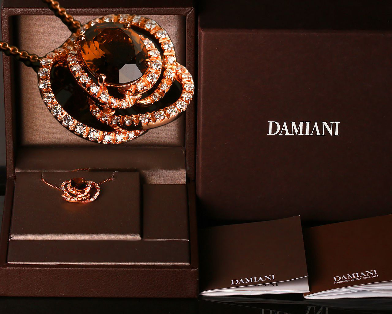 Золотой кулон с дымчатым кварцем Damiani