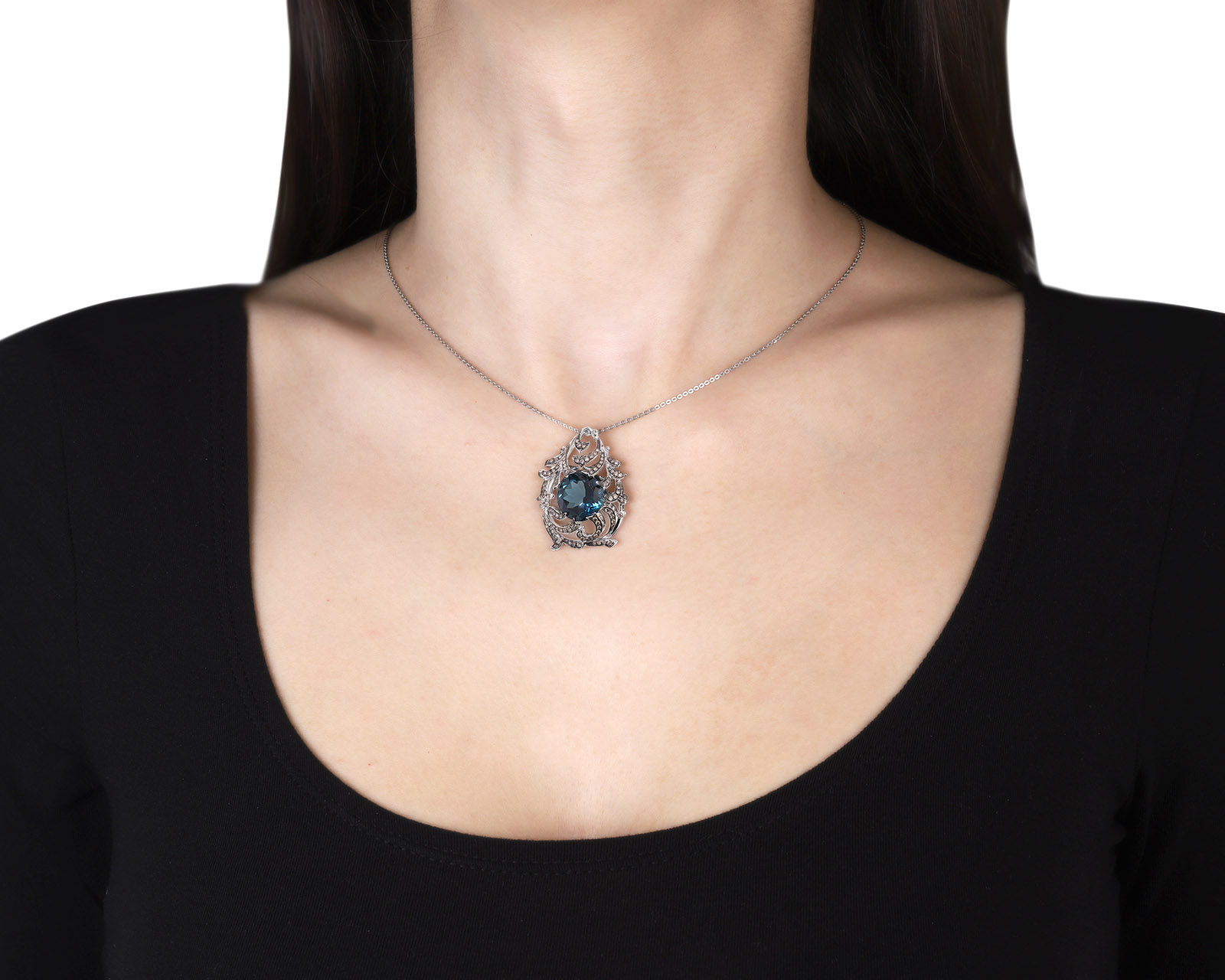 Красивый золотой кулон с топазом 9.20ct