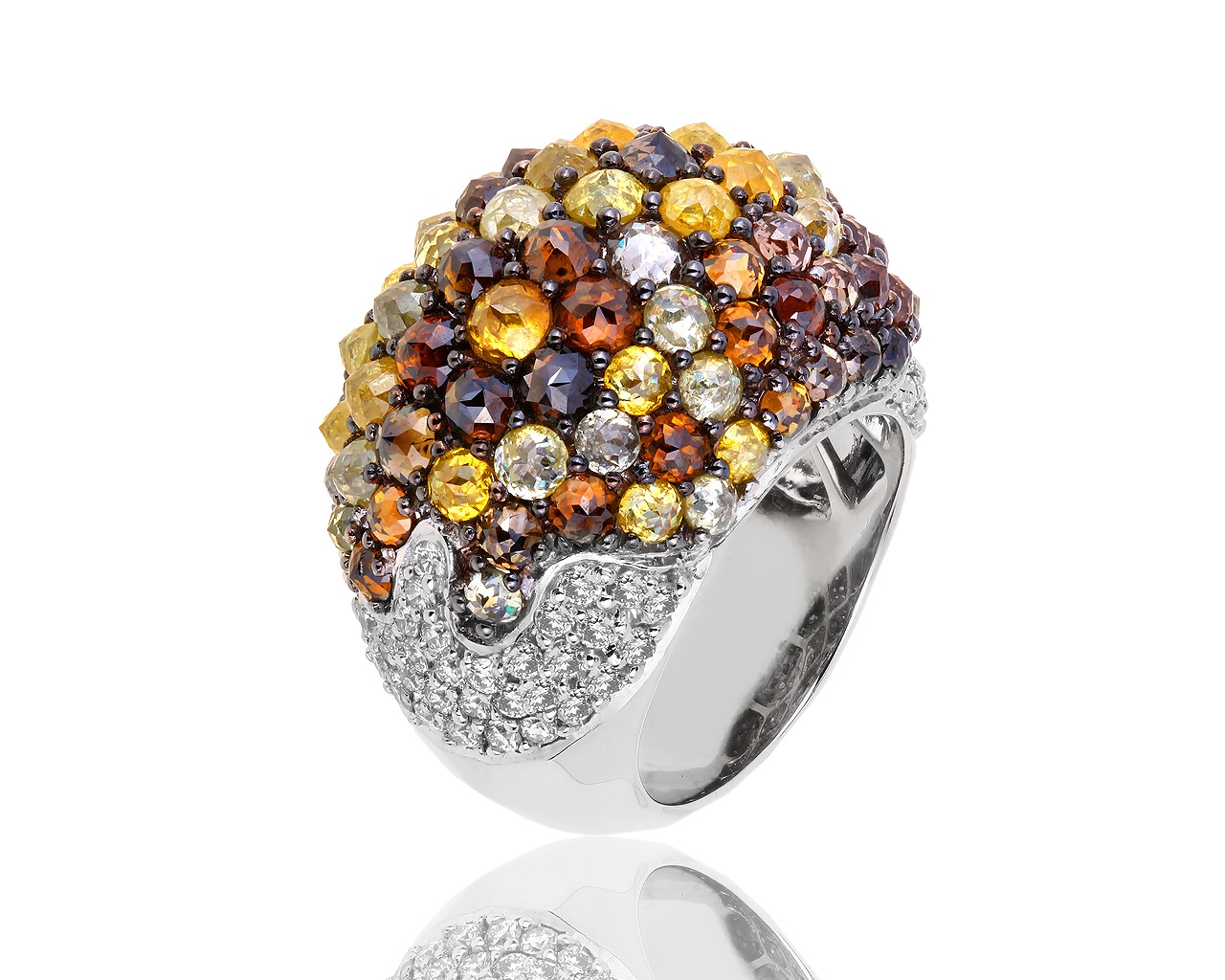 Шикарное золотое кольцо с бриллиантами 9.47ct Шикарное золотое кольцо с бриллиантами 9.47ct