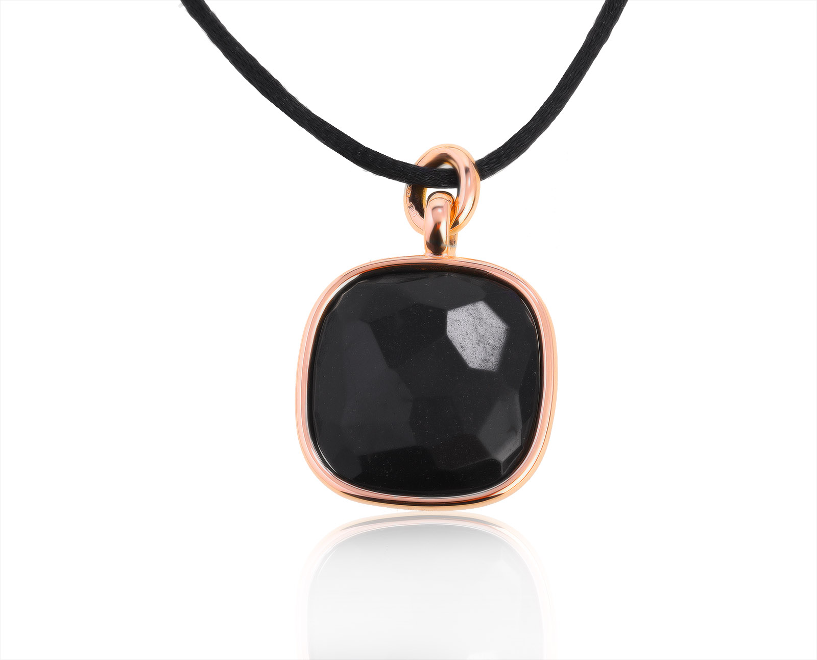 Оригинальный золотой кулон с гагатом Pomellato Victoria 240821/4 Оригинальный золотой кулон с гагатом Pomellato Victoria 240821/4