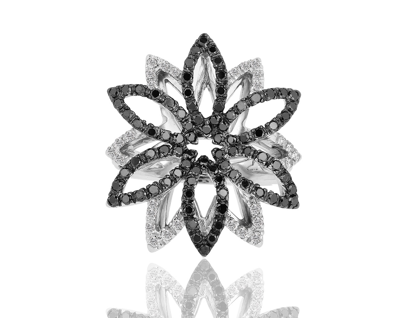 Золотое кольцо с черными и белыми бриллиантами 1.19ct 190918/5