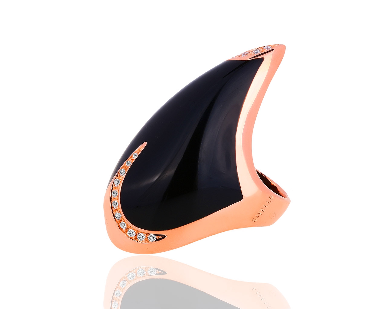 Оригинальное золотое кольцо с черной эмалью и бриллиантами Gavello 060918/1