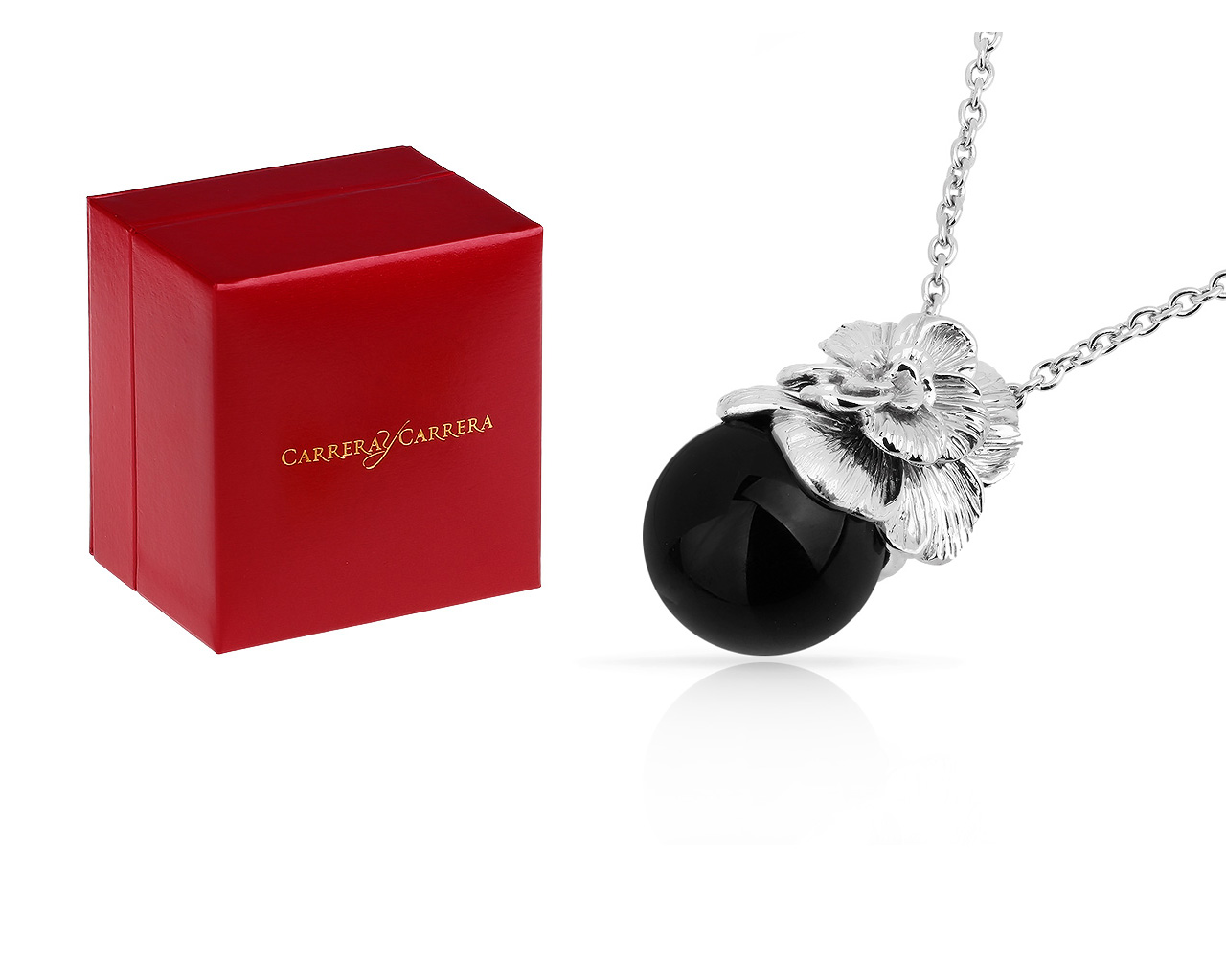 Золотая подвеска с ониксом Carrera y Carrera Gardenias