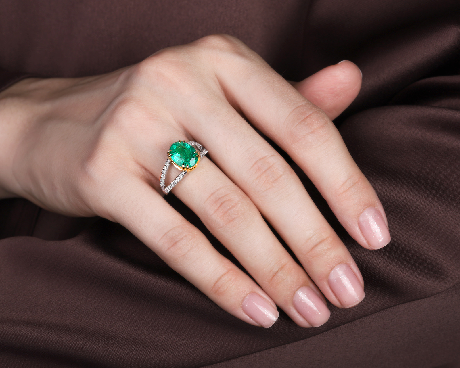 Золотое кольцо с изумрудом Замбия 3.09ct Evgeny Matveev