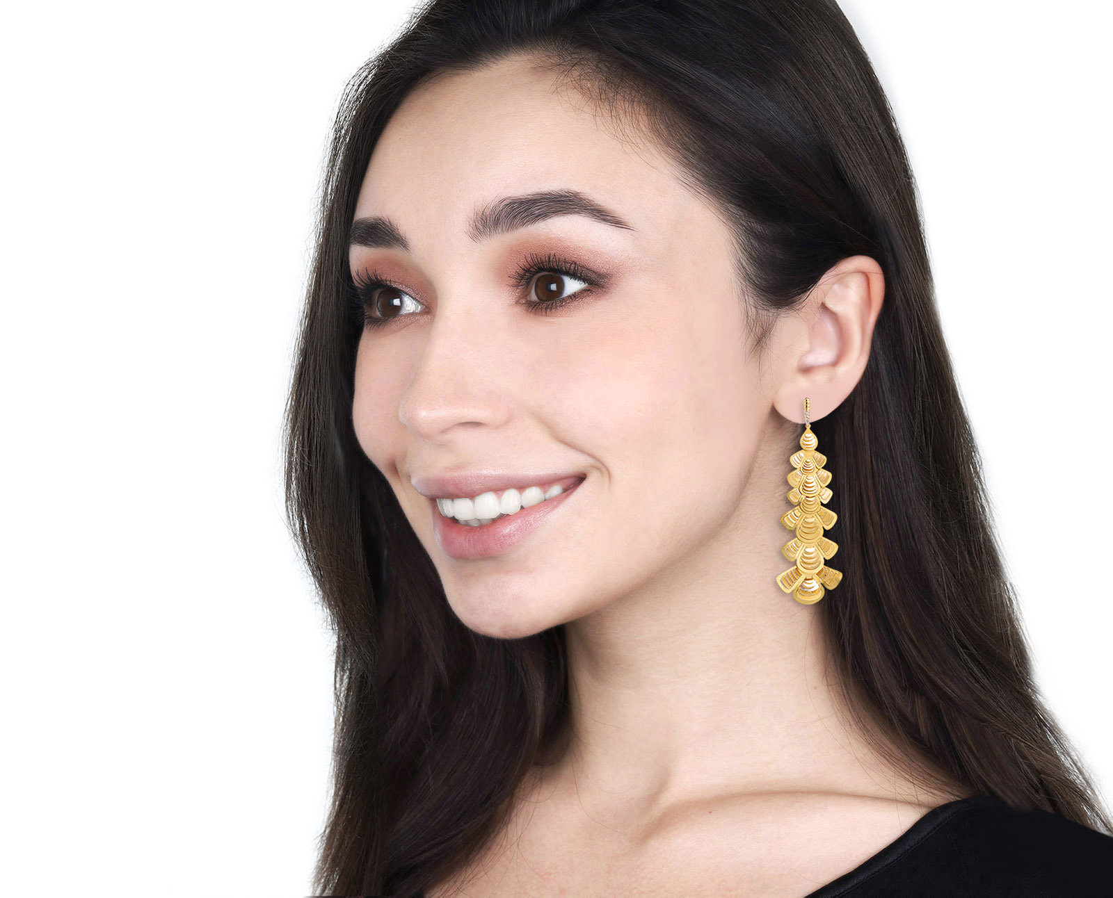 Оригинальные золотые серьги с бриллиантами 0.04ct Gold Of Brazil