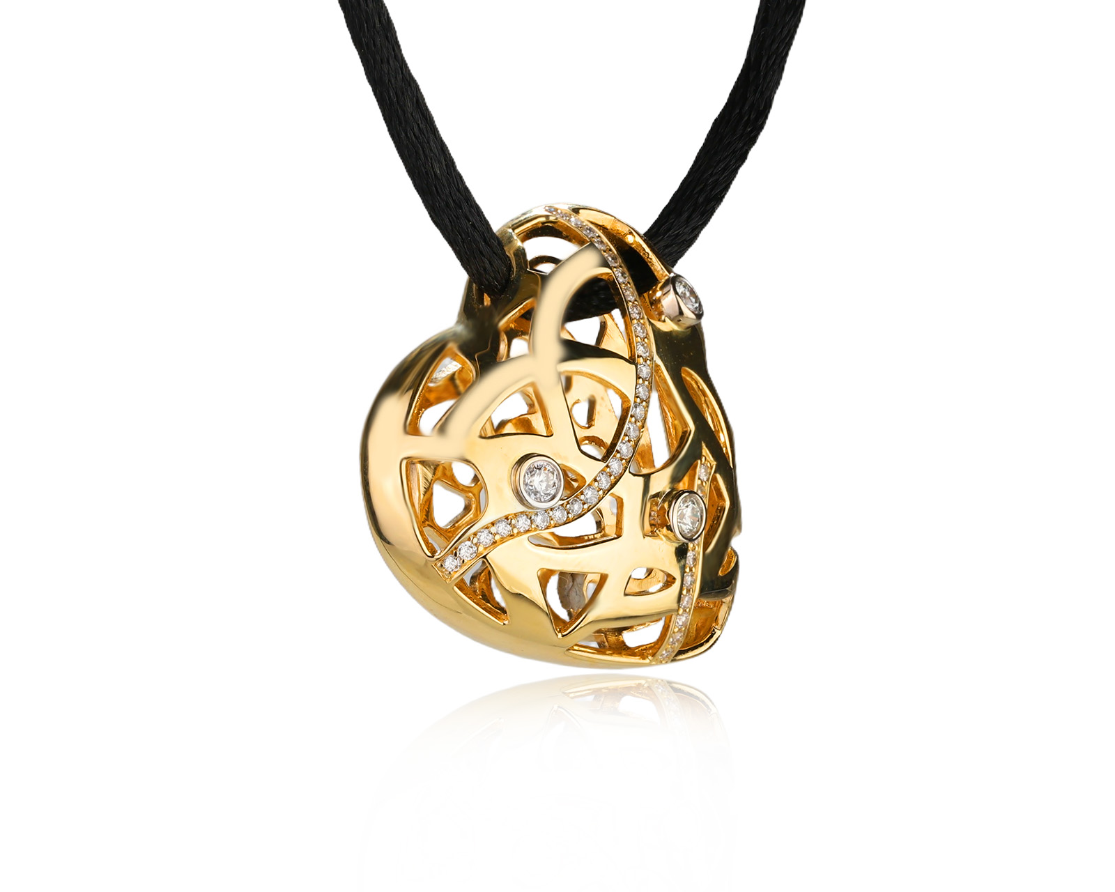 Золотой кулон с бриллиантами 0.21ct