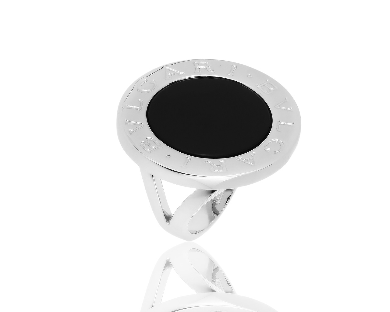 Оригинальное золотое кольцо с ониксом Bvlgari 300819/1