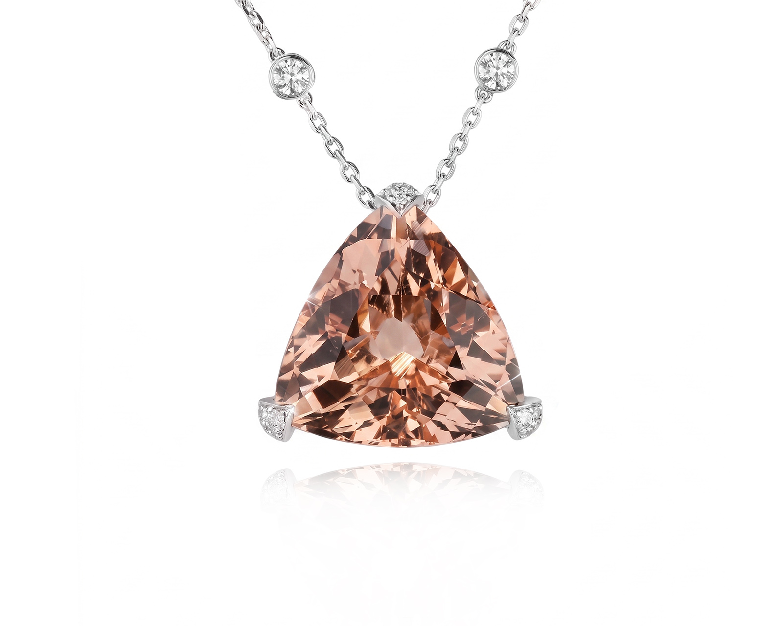 Золотое колье с морганитом 21.42ct и бриллиантами 0.37ct Evgeny Matveev 230726/Б315