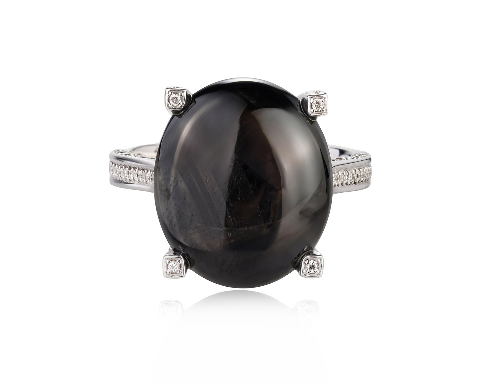 Золотое кольцо с сапфиром 13.50ct и бриллиантами 1.02ct