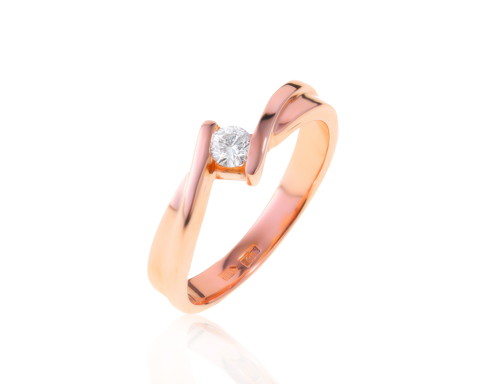 Изящное золотое кольцо с бриллиантом 0.15ct