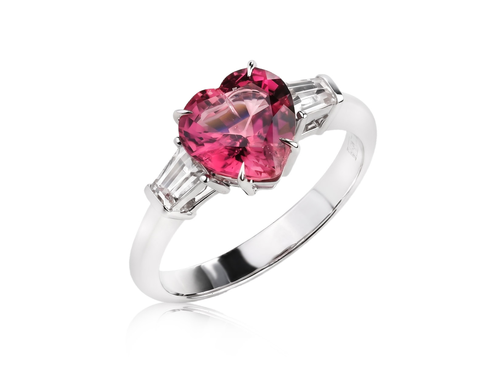 Золотое кольцо с турмалином 1.67ct и лейкосапфирами 0.44ct Evgeny Matveev 250526/Б295