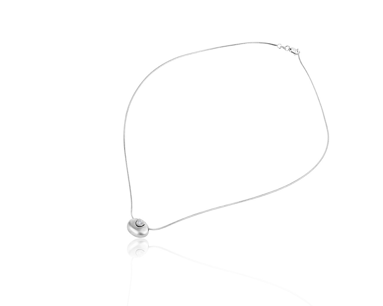 Прекрасный золотой кулон с бриллиантом 0.06ct