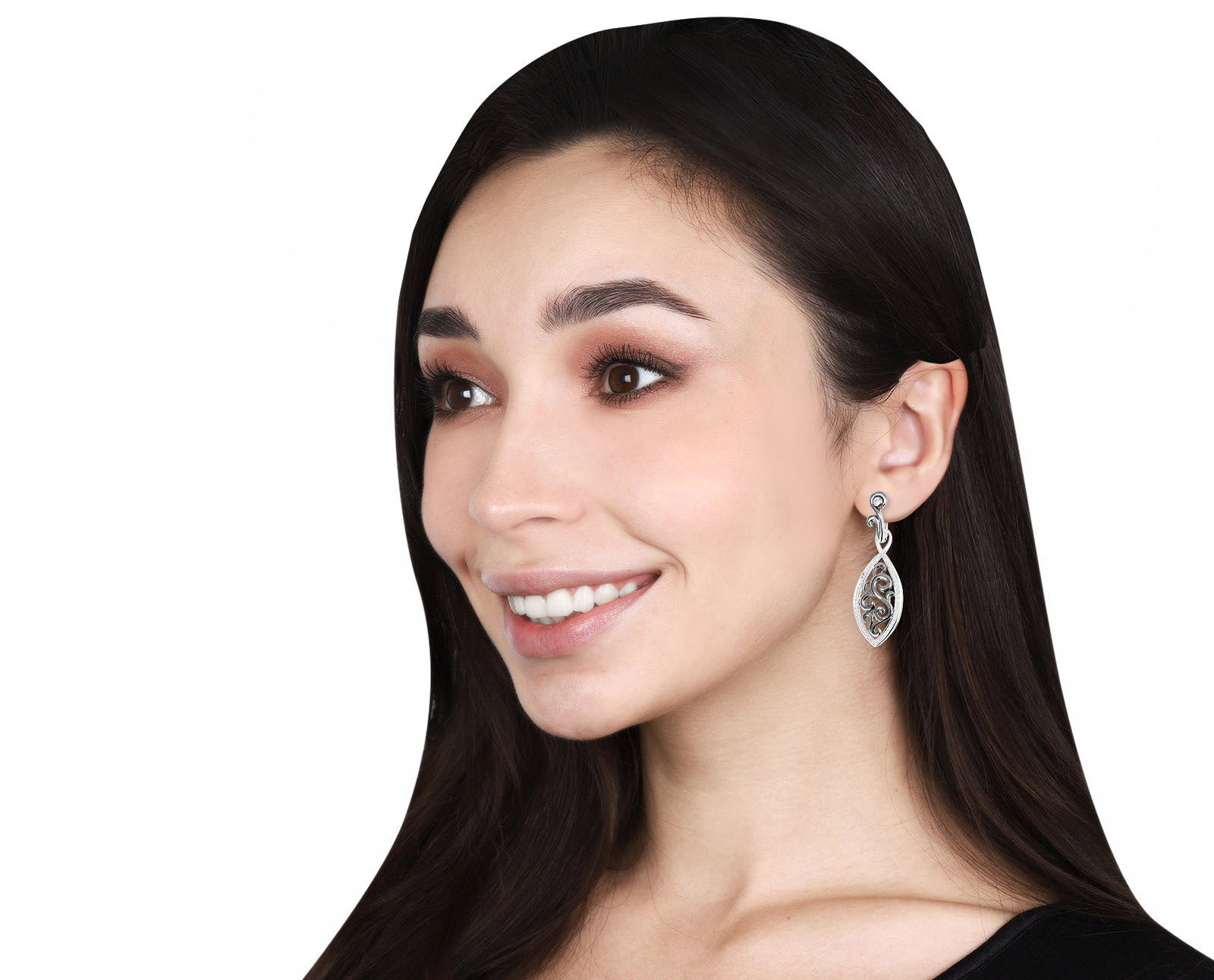 Притягательные золотые серьги с бриллиантами 0.45ct