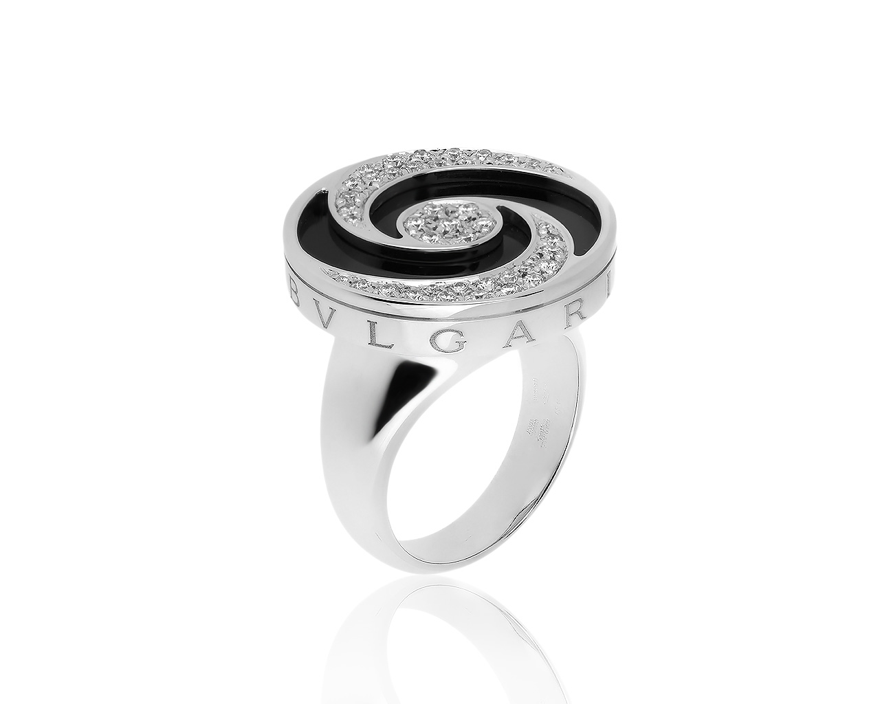 Оригинальное золотое кольцо с бриллиантами 0.95ct Bvlgari 005200/00