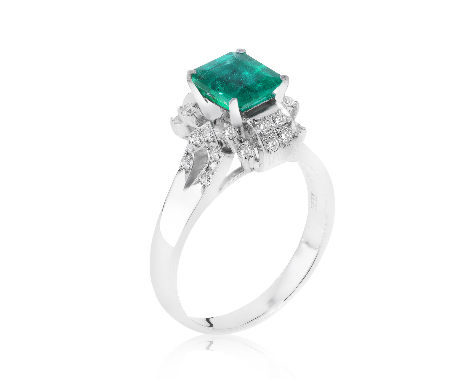 Очаровательное золотое кольцо с изумрудом 1.20ct 051221/5 Очаровательное золотое кольцо с изумрудом 1.20ct 051221/5